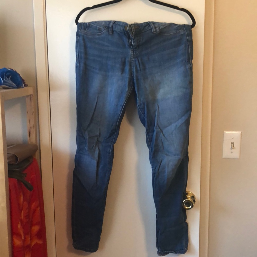 Jeans - Picture 2 of 3